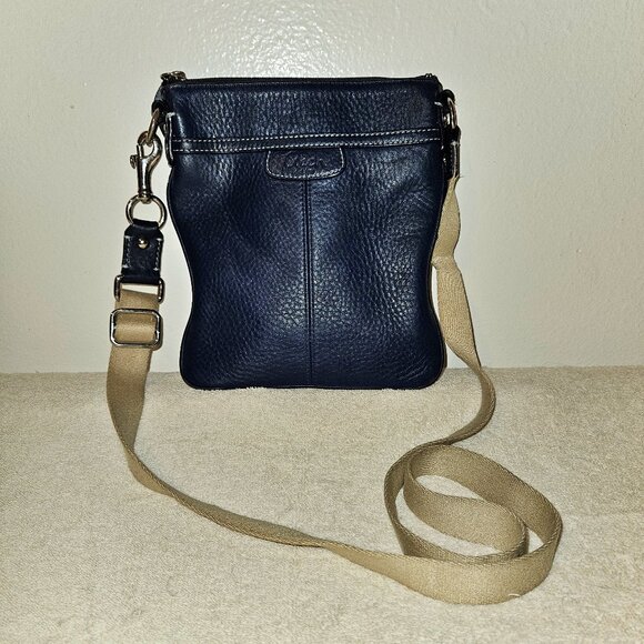 COACH 42206 Penelope Navy Pebbled Leather Crossbody - Picture 1 of 10